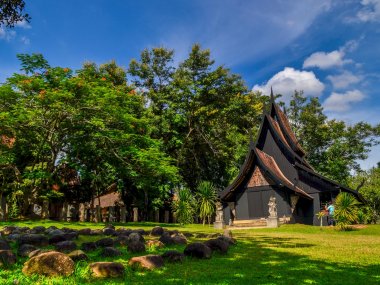 Chiang Rai & Triangle d’Or – Temples & Croisière sur le Mékong