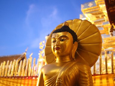Doi Suthep au Lever du Soleil – Avec les Moines