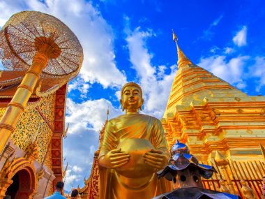 Doi Suthep au Lever du Soleil – Avec les Moines