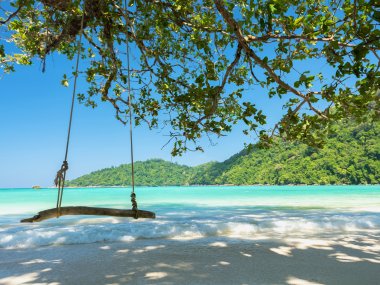 Excursion 1 jour aux îles Surin : snorkeling et plages paradisiaques en Thaïlande