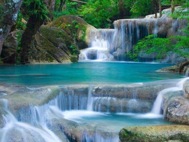 Cascades d'Erawan et pont de la rivière Kwai en 1 jour