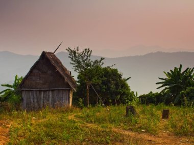 Randonnée Mae Sapok 1 Jour – Immersion chez les Karen