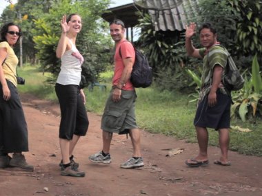 Randonnée Mae Sapok 1 Jour – Immersion chez les Karen