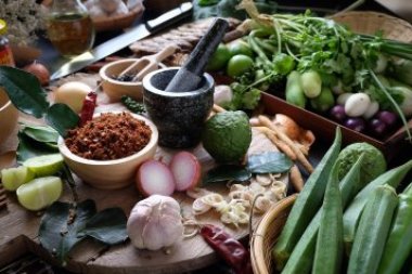 Cours de Cuisine Thaïlandaise – Demi-Journée en Ferme Bio
