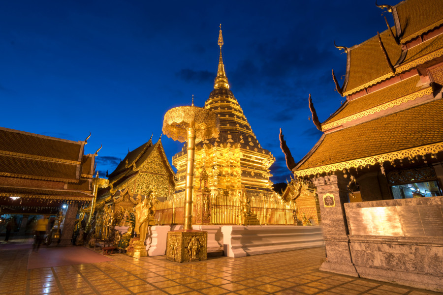 Doi Suthep au Lever du Soleil – Avec les Moines