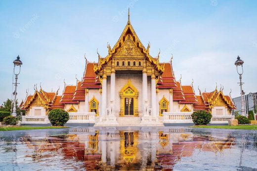 Le temple de Wat Benchamabophit à Bangkok
