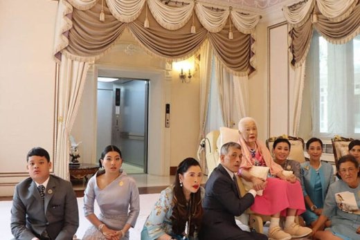 Anniversaire de la Reine Mère et la Fête des Mères en Thaïlande : Une célébration royale et nationale