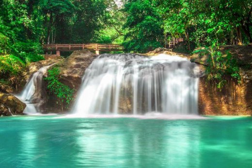 Découvrez la Cascade de Mae Sa : Un Guide Complet pour Votre Visite en Thaïlande